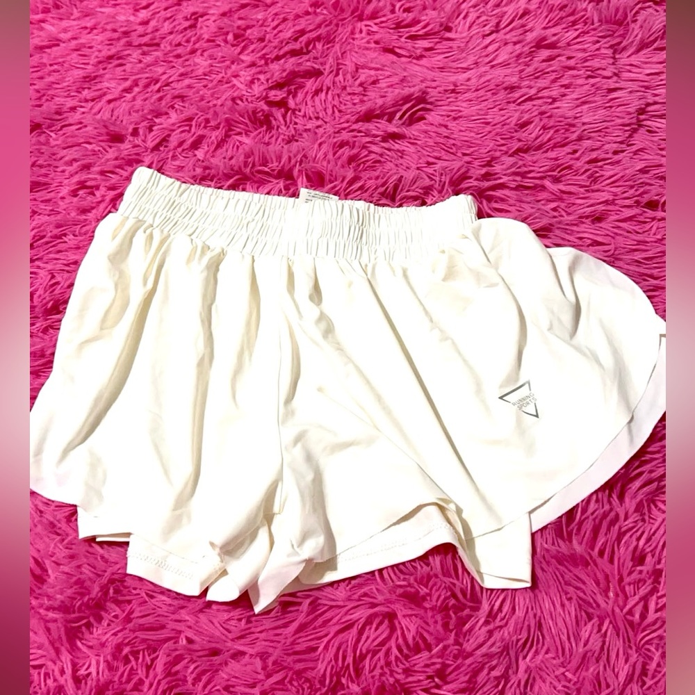 Running flow shorts
